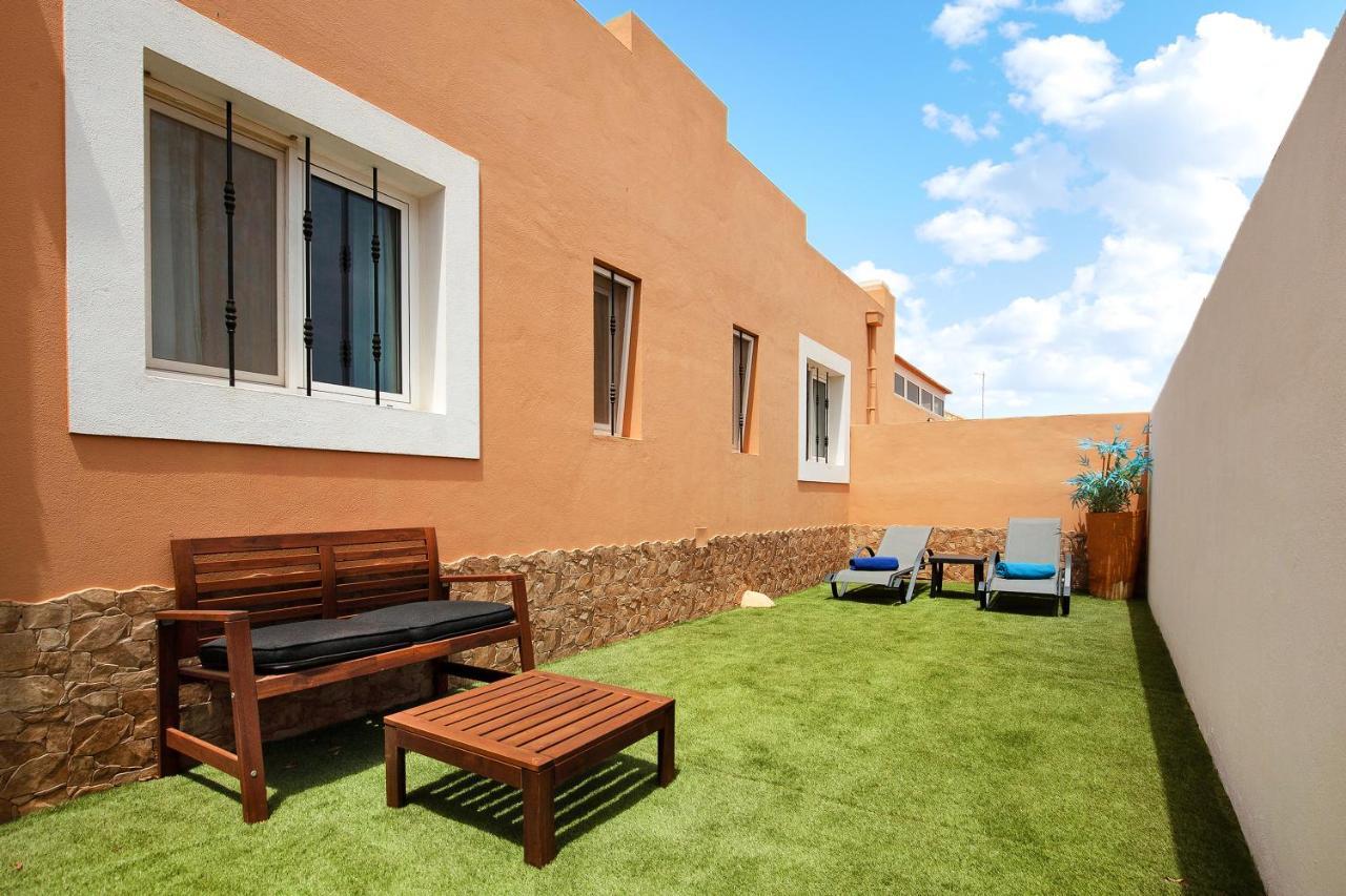 Villa Contenta Corralejo Exterior photo